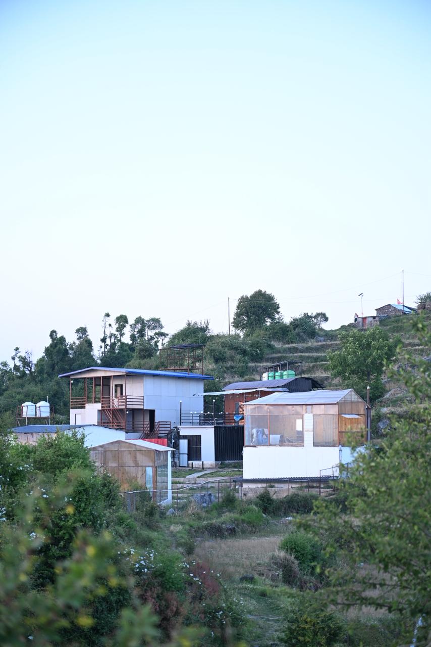 Burans Hikes Home Stay